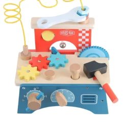 Jeu d’éveil en bois, Établi multi-activités