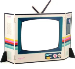 Télévision vintage en bois, jeu d’imitation et d’expression