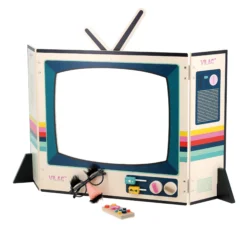 Télévision vintage en bois, jeu d’imitation et d’expression